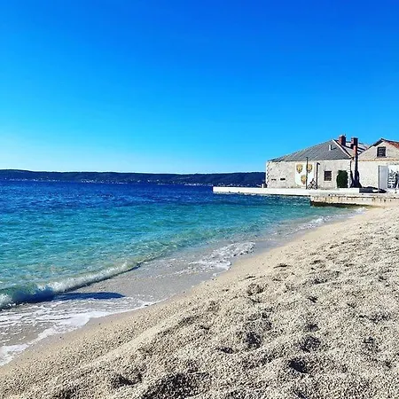 Belle Air - 5 Min From - Free Parking 아파트 Kaštela